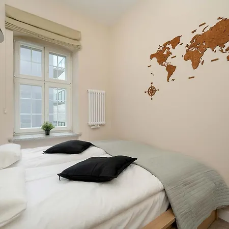 Stylish In Near The Old Town By Renters Daire *