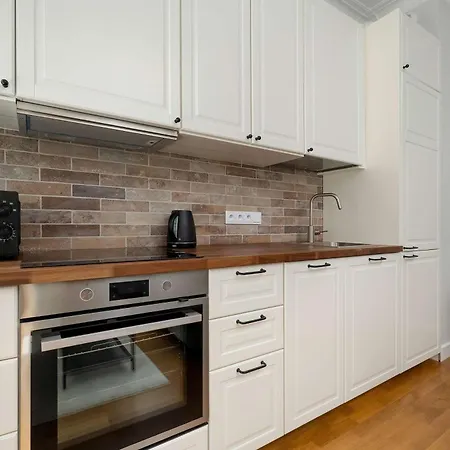 Apartman Stylish In Near The Old Town By Renters